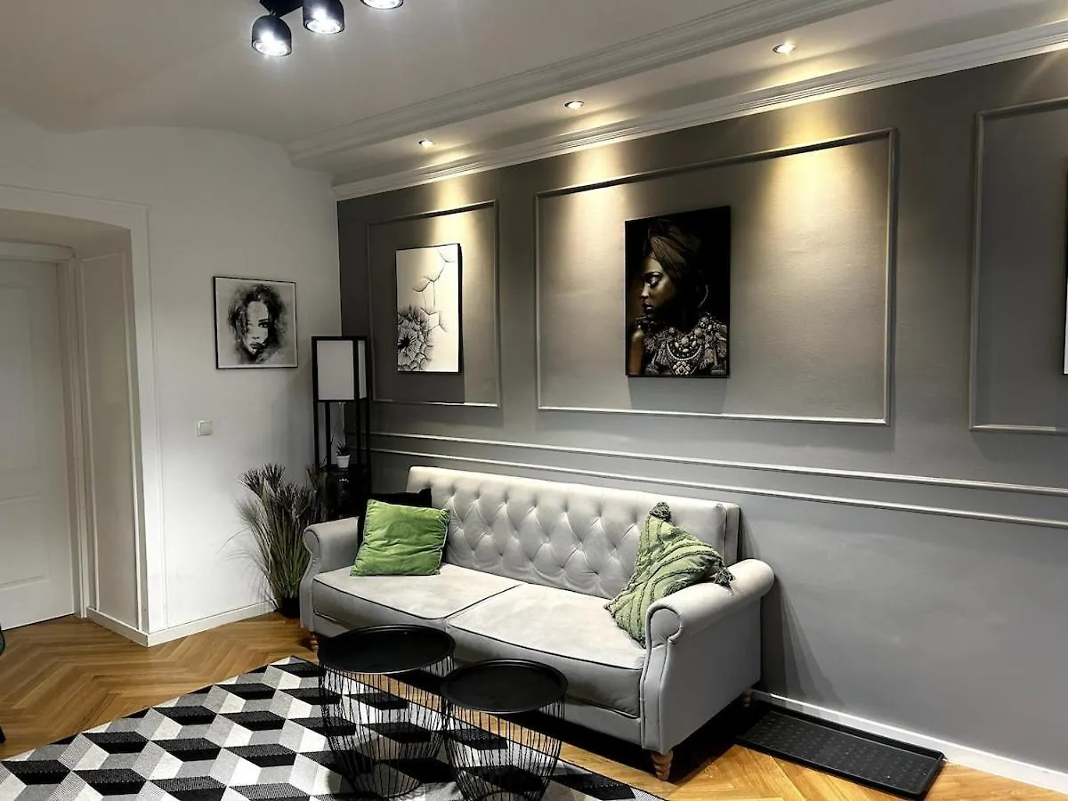 Apartment Gemuetliches Und Zentrales Nest Naehe Stadthalle Vienna Austria