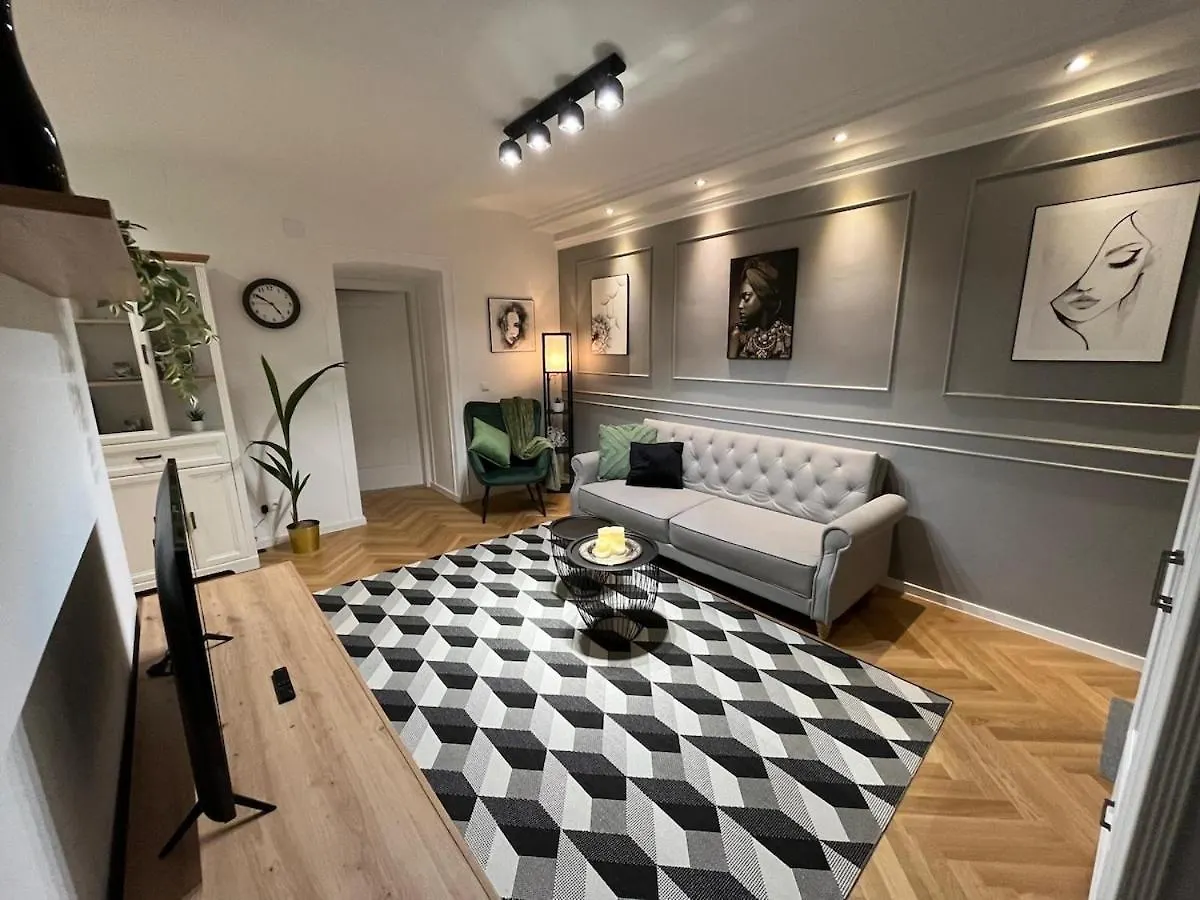 Apartment Gemuetliches Und Zentrales Nest Naehe Stadthalle Vienna